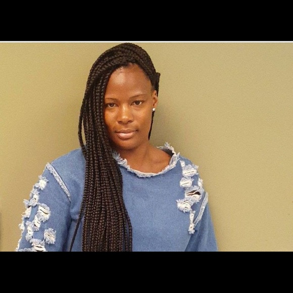 Meet your Posher, Lynnelle - Picture 1 of 1